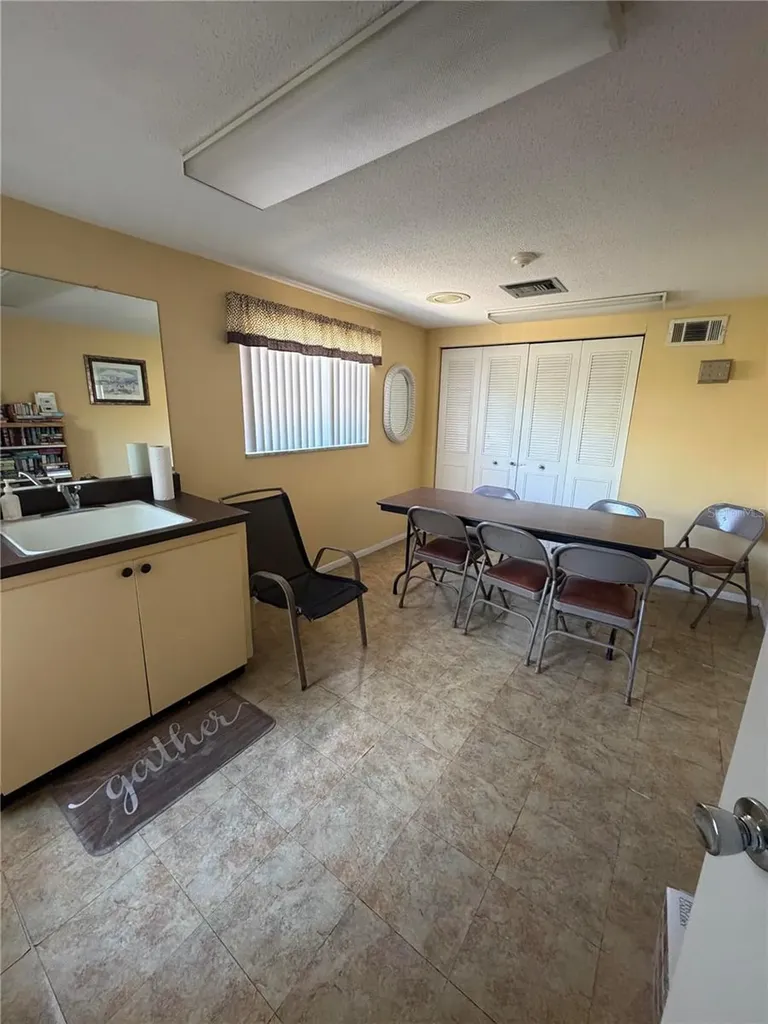 225 Country Club Drive Largo FL 33771