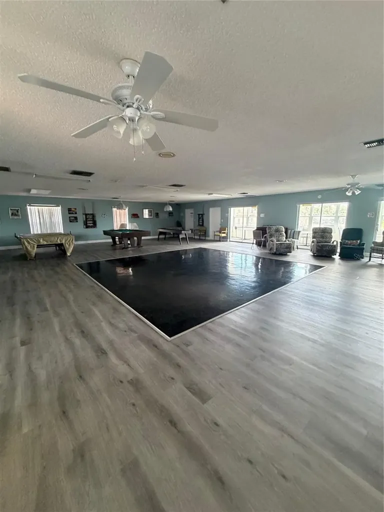 225 Country Club Drive Largo FL 33771