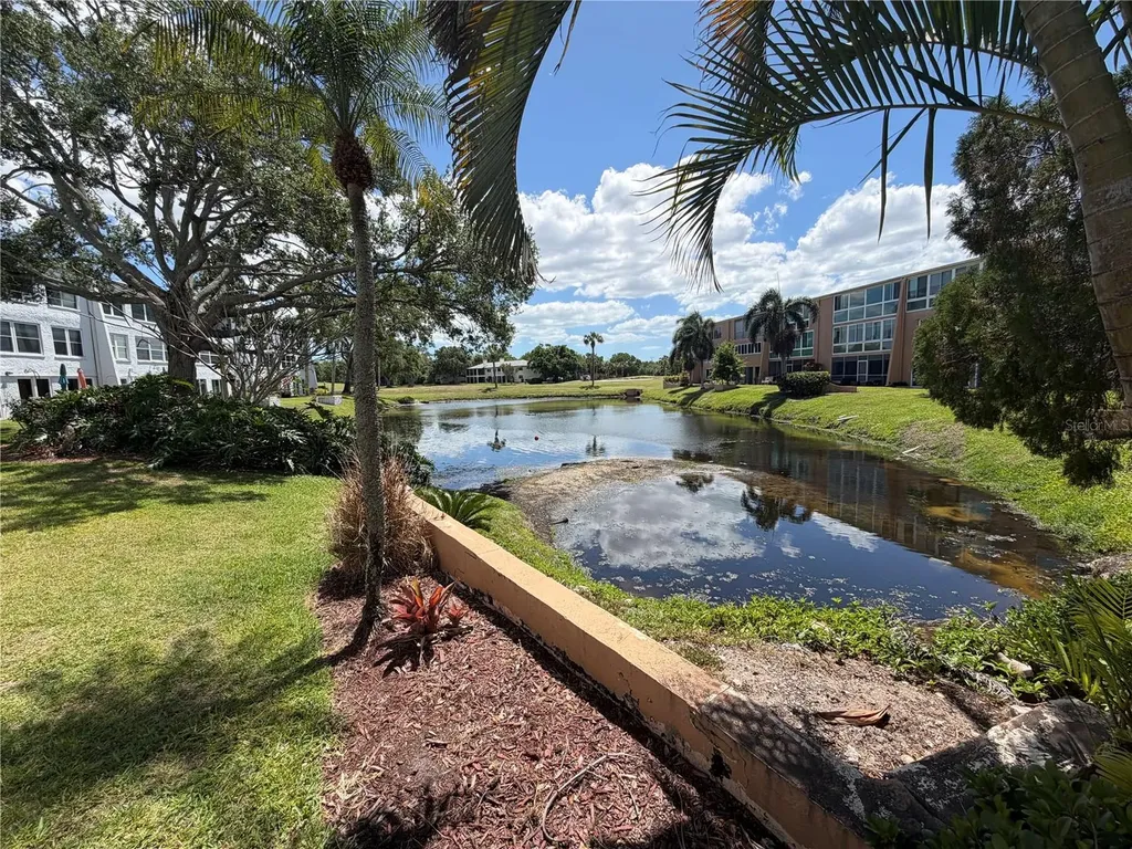 225 Country Club Drive Largo FL 33771