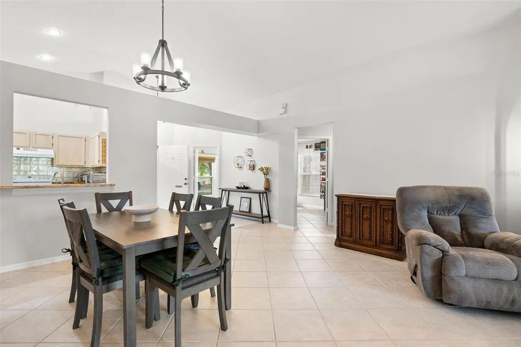 1620 Navigator Lane Tarpon Springs FL 34689