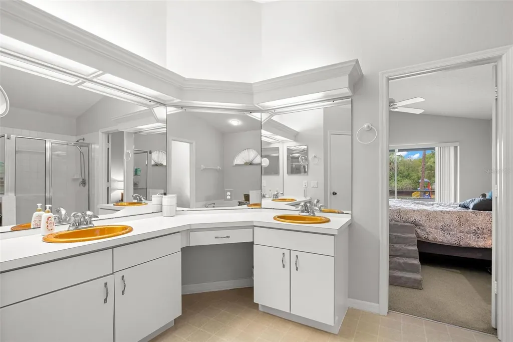 1620 Navigator Lane Tarpon Springs FL 34689