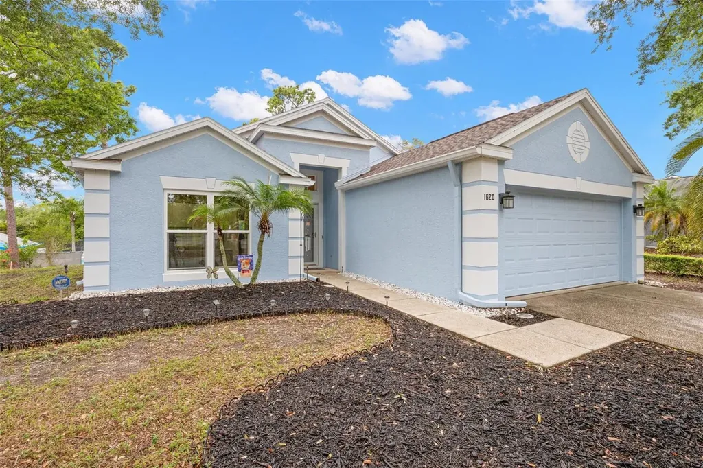 1620 Navigator Lane Tarpon Springs FL 34689