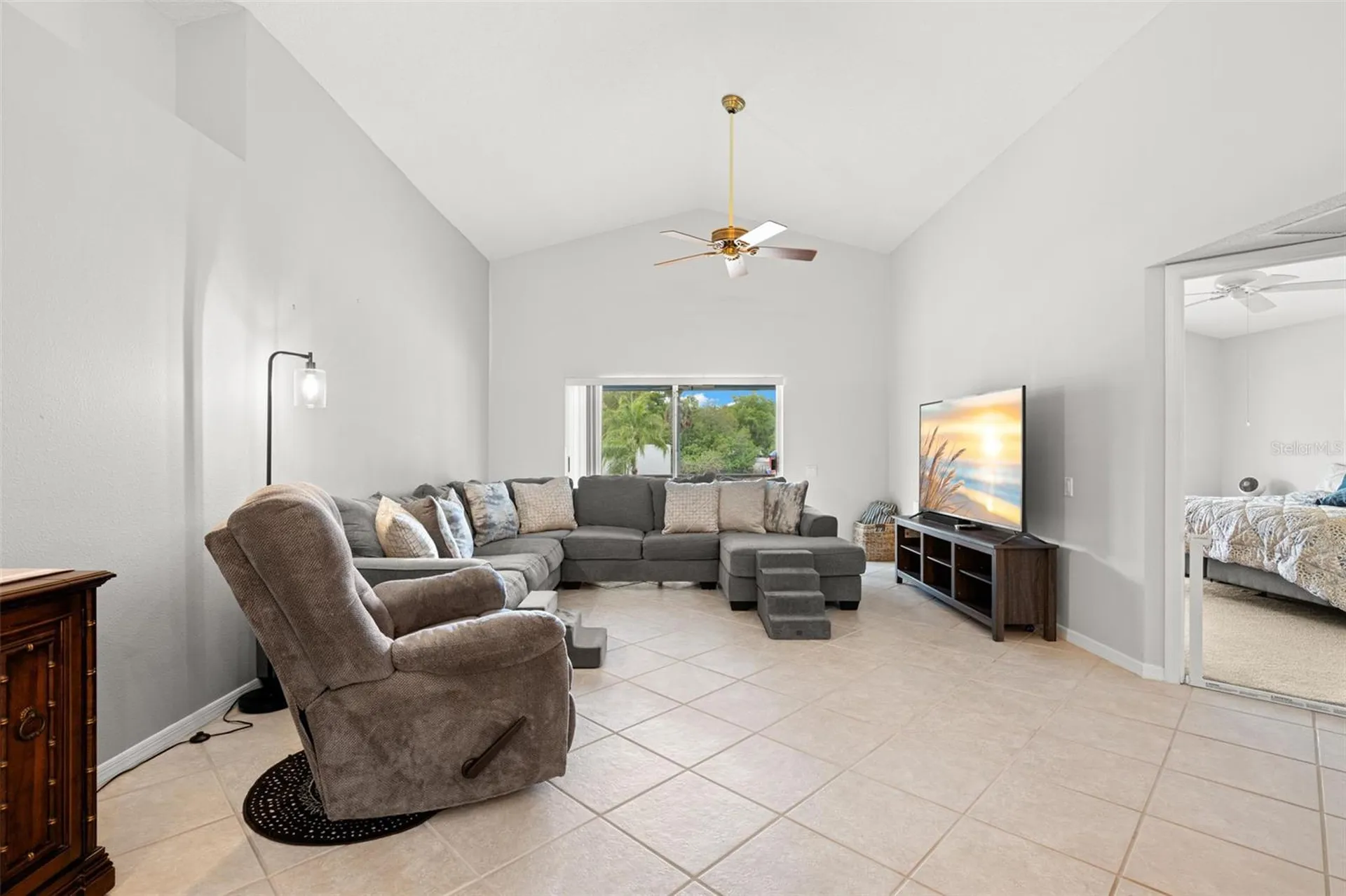 1620 Navigator Lane Tarpon Springs FL 34689