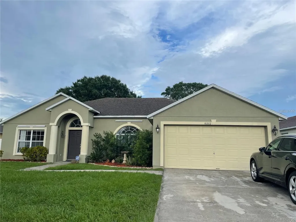 8312 Lake Park Estates Boulevard Orlando FL 32818