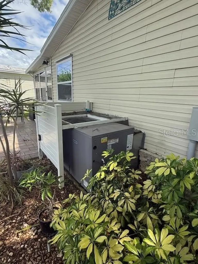 1001 Starkey Road Largo FL 33771