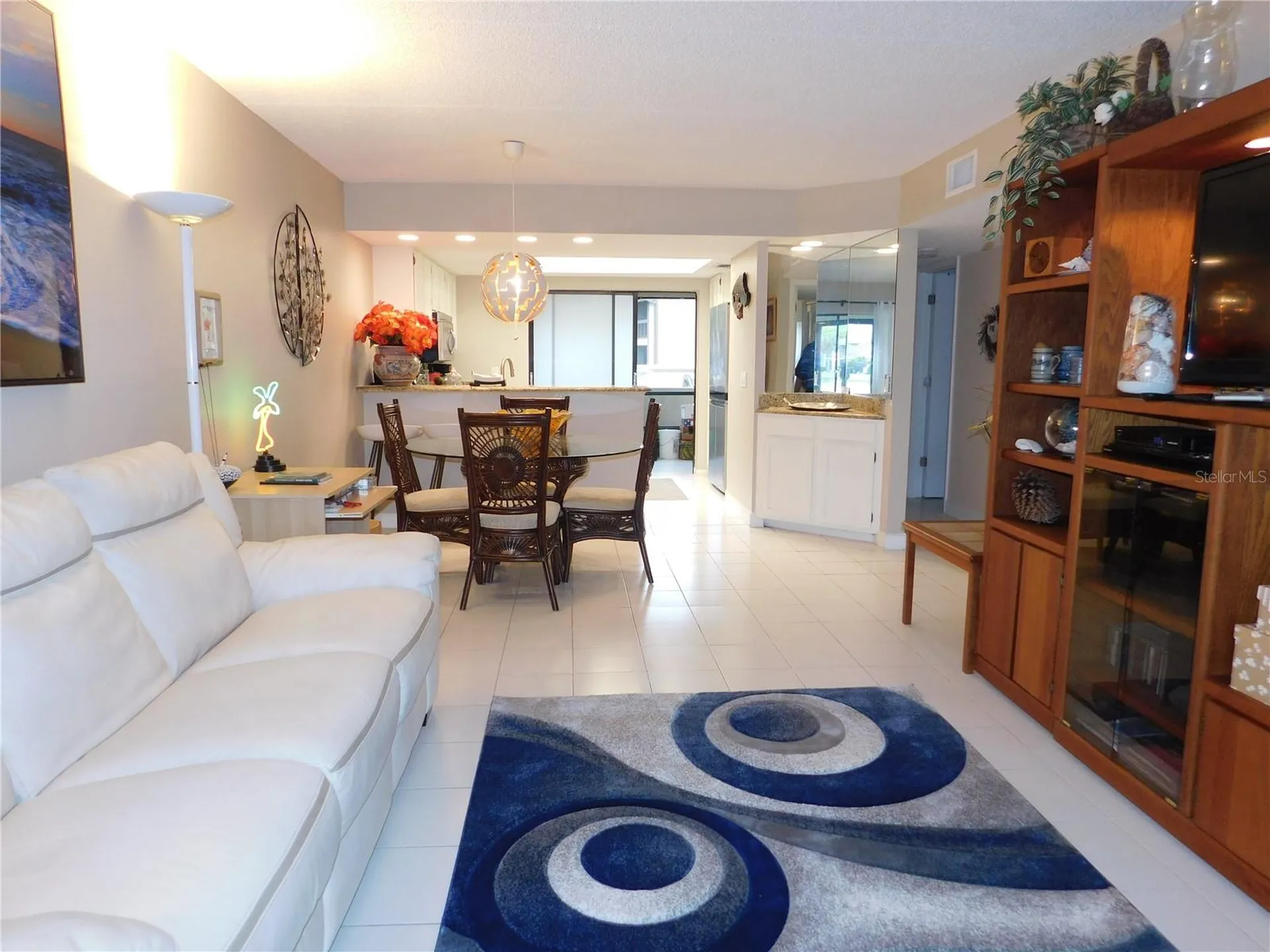 207 Woodlake Wynde Oldsmar FL 34677