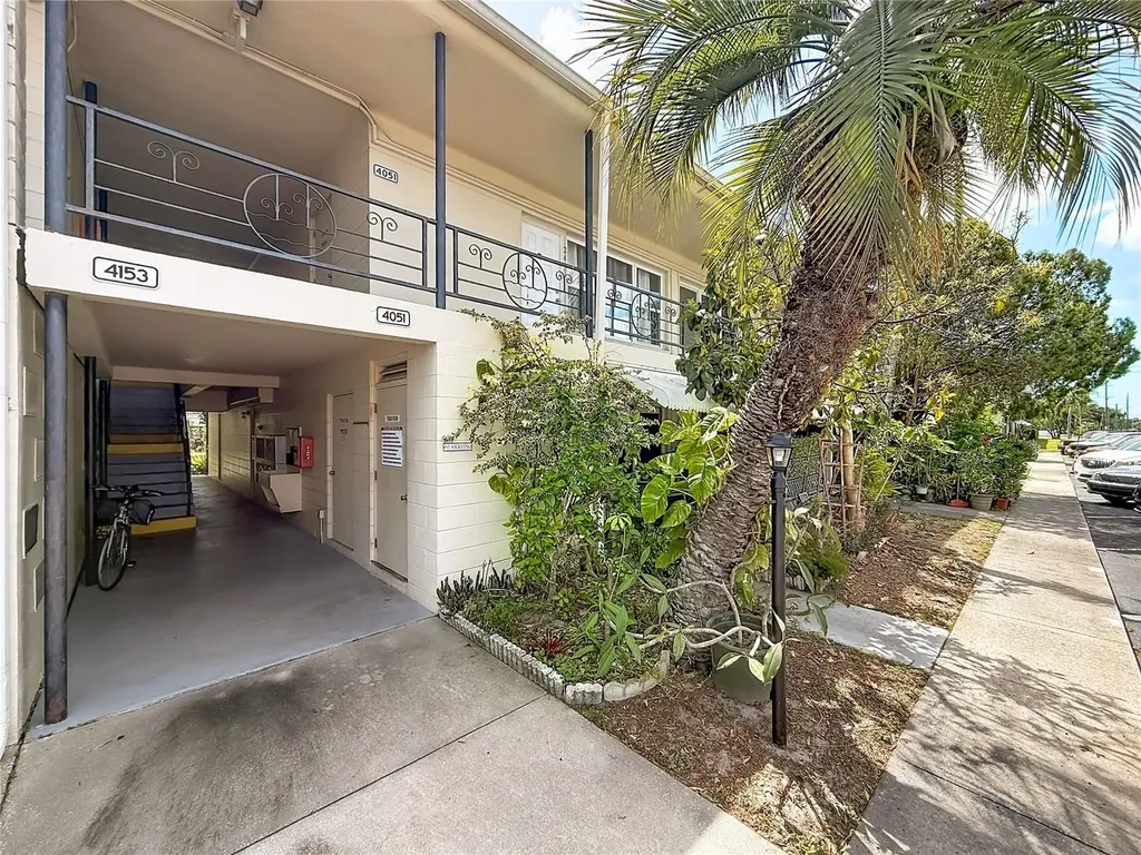 4051 58th Street N St Petersburg FL 33709