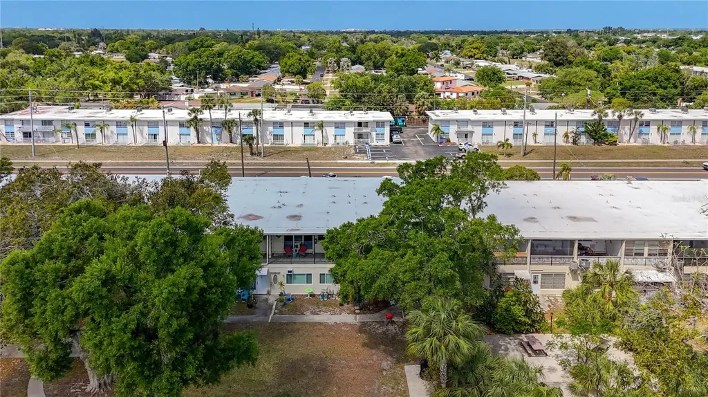 4051 58th Street N St Petersburg FL 33709