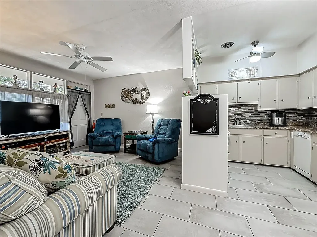 4051 58th Street N St Petersburg FL 33709