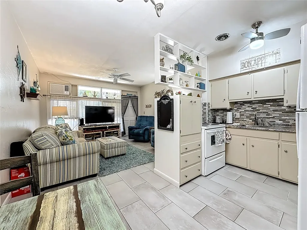 4051 58th Street N St Petersburg FL 33709