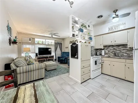4051 58th Street N St Petersburg FL 33709