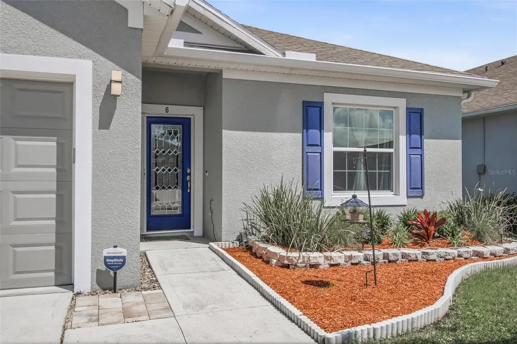 6 Oakleaf Way Palm Coast FL 32137