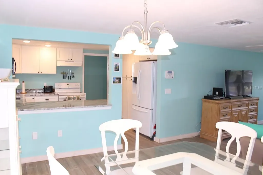 658 Roanoke Street Dunedin FL 34698