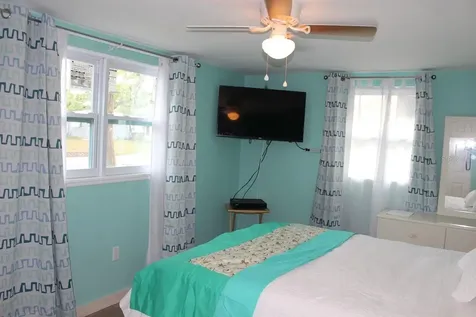 658 Roanoke Street Dunedin FL 34698