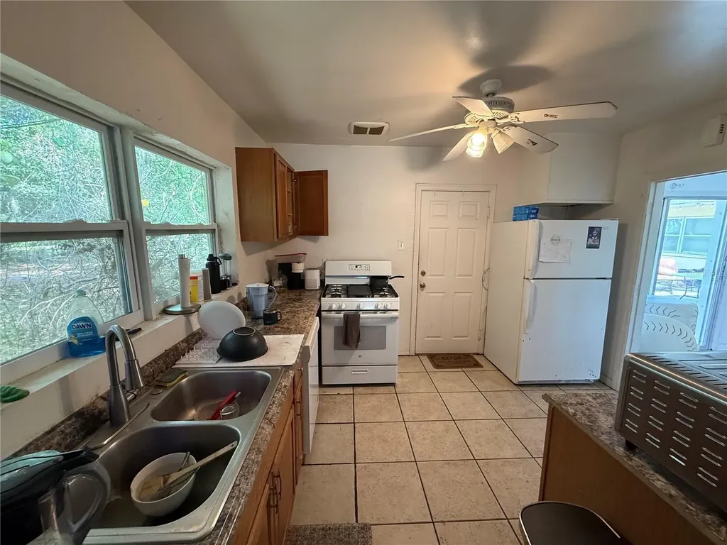 609 NW 19th Street Gainesville FL 32603