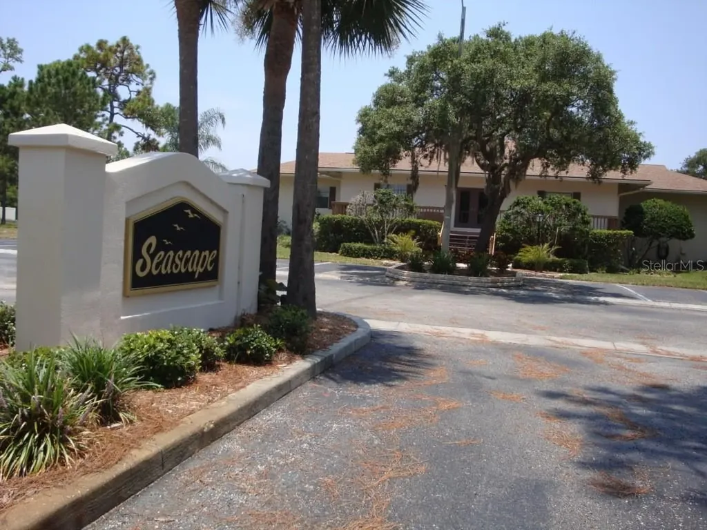 1610 Seascape Circle Tarpon Springs FL 34689