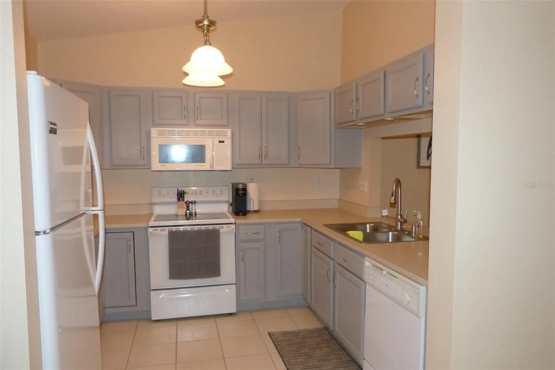 1610 Seascape Circle Tarpon Springs FL 34689