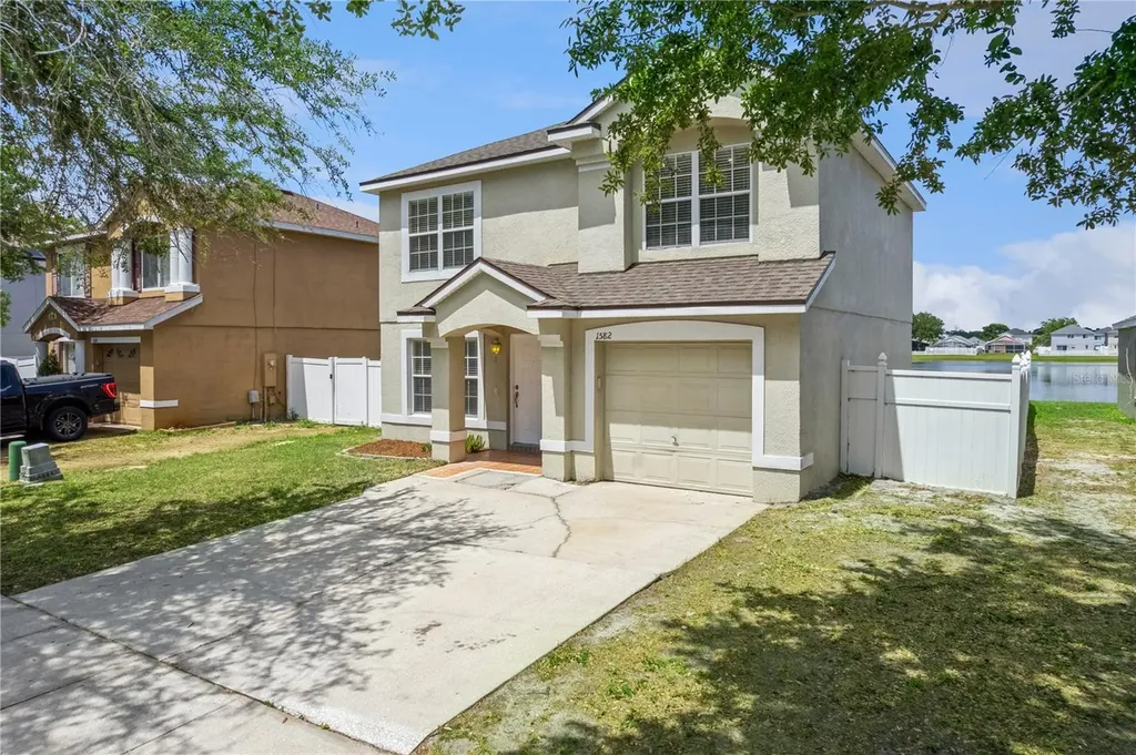 1582 Carey Glen Circle Orlando FL 32824