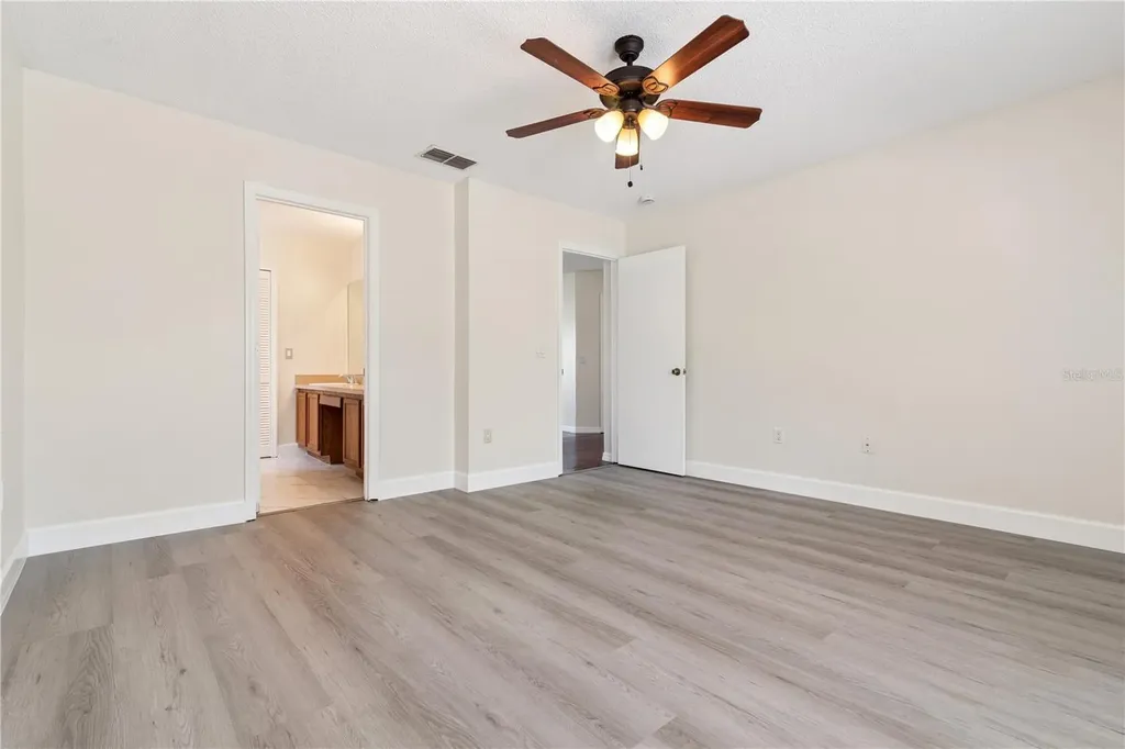 1582 Carey Glen Circle Orlando FL 32824