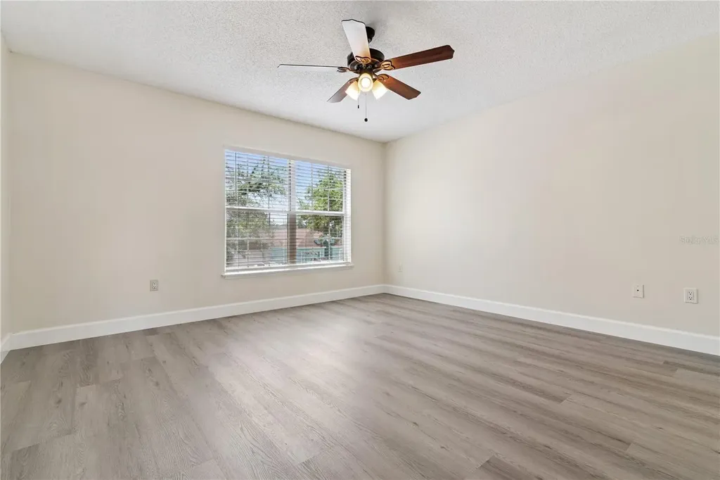 1582 Carey Glen Circle Orlando FL 32824