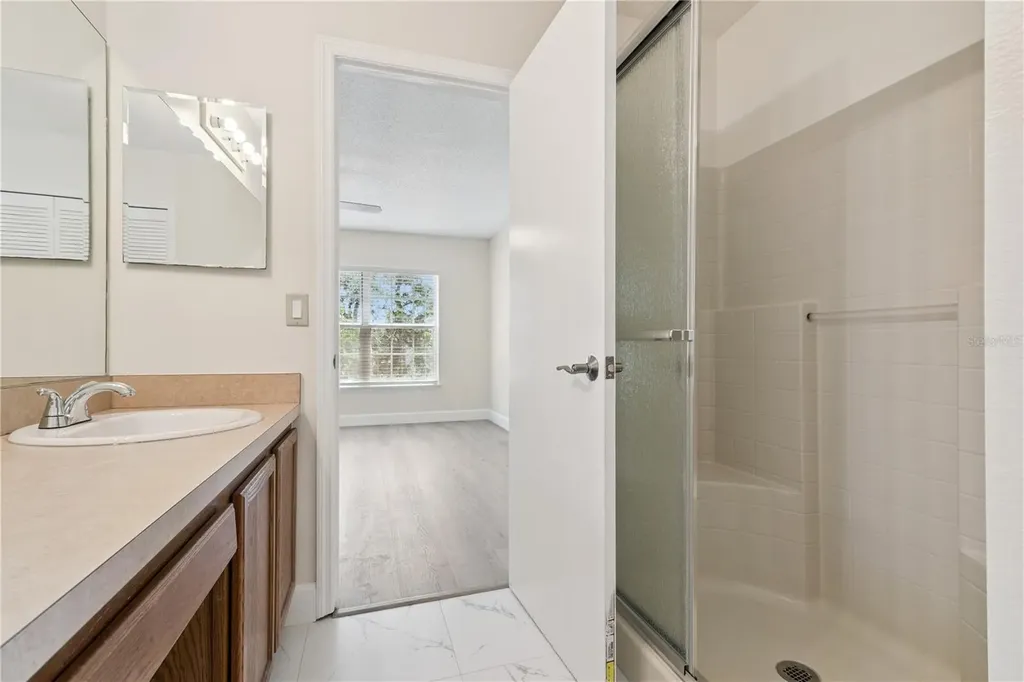 1582 Carey Glen Circle Orlando FL 32824