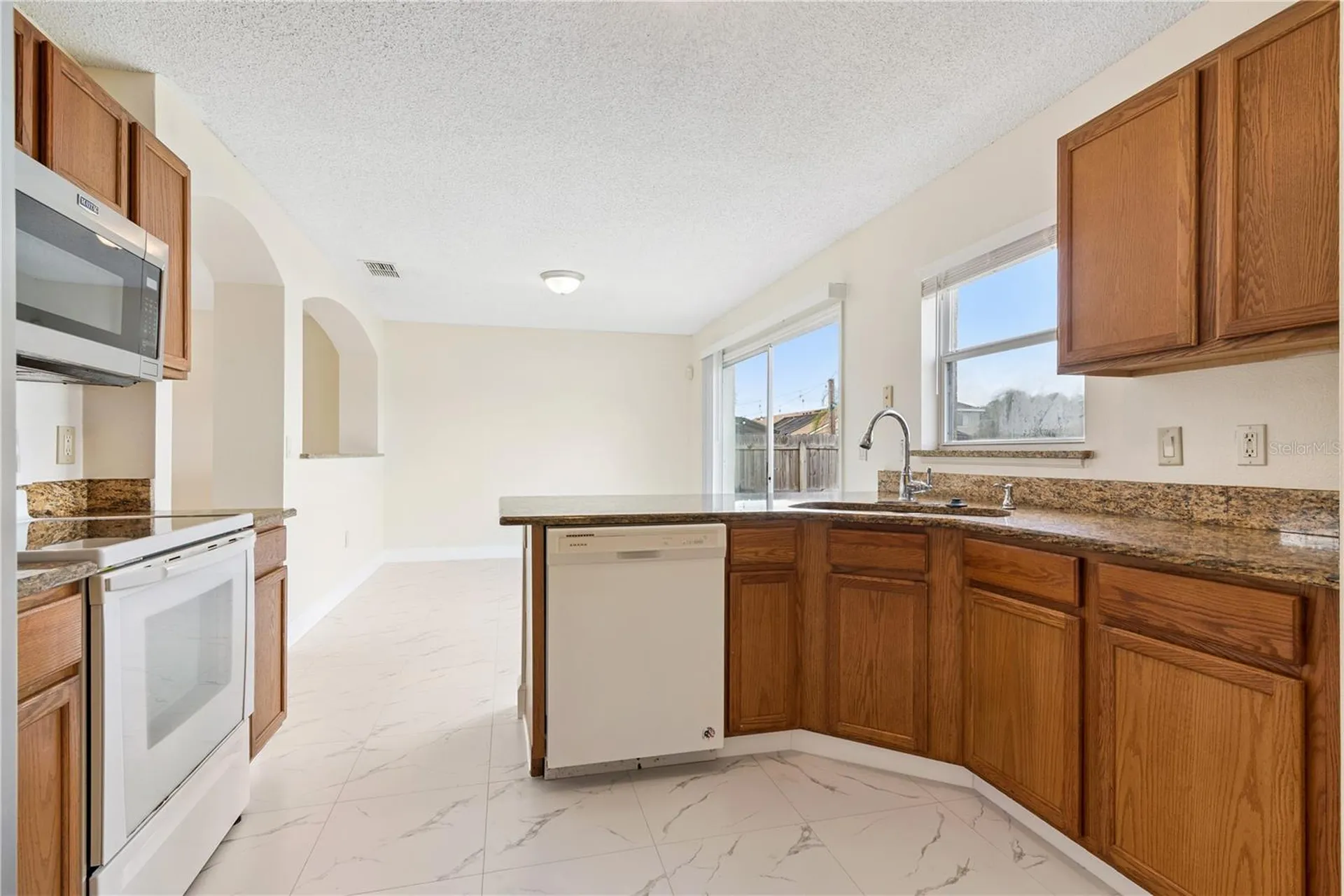 1582 Carey Glen Circle Orlando FL 32824