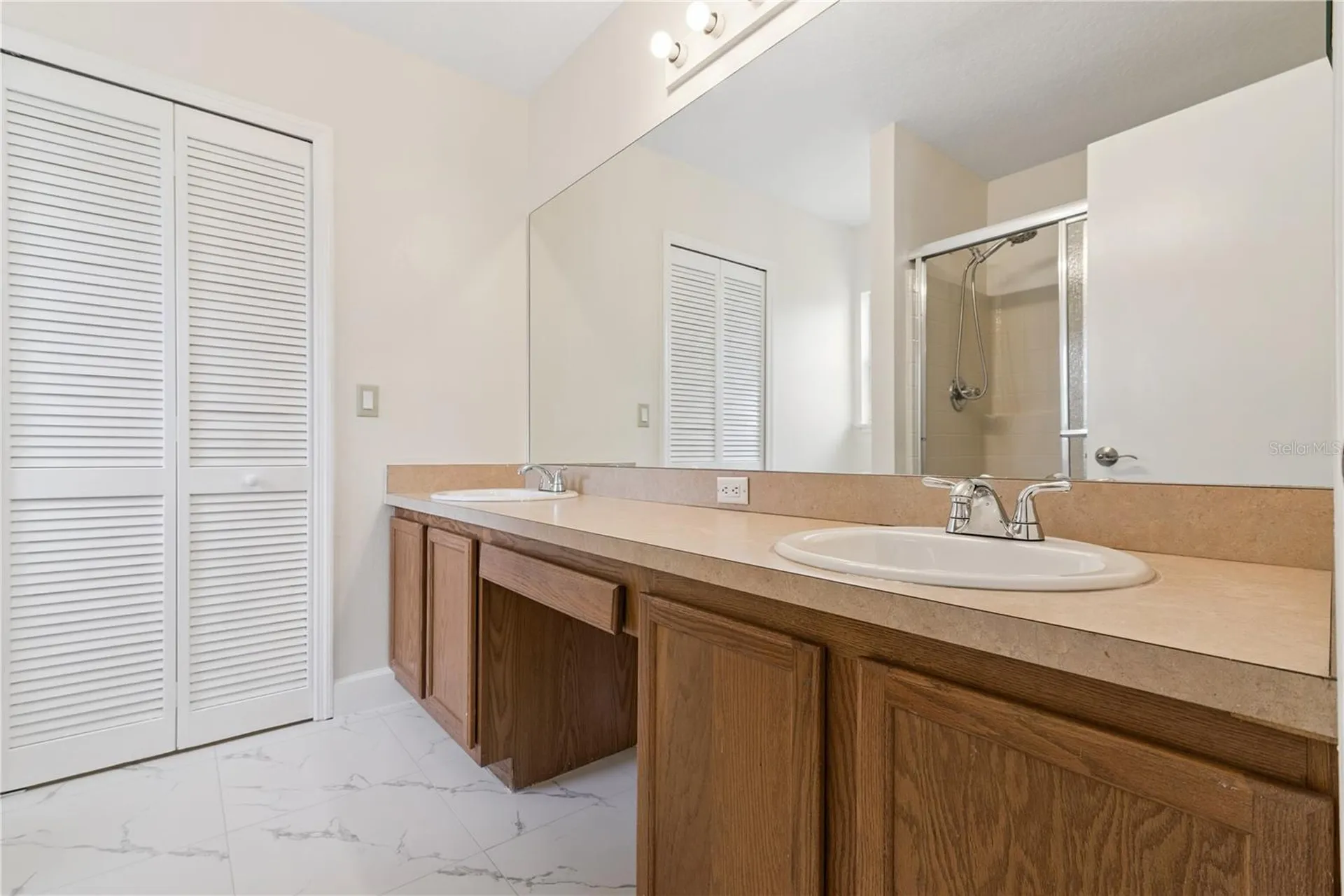 1582 Carey Glen Circle Orlando FL 32824