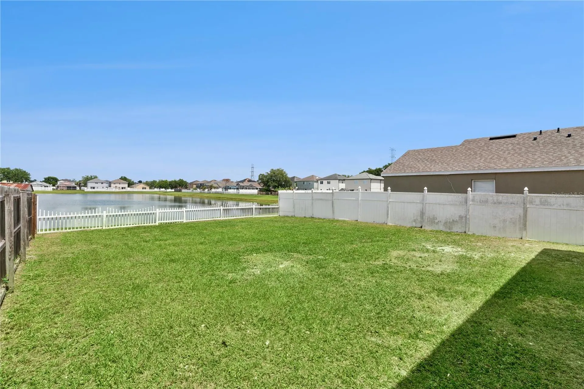 1582 Carey Glen Circle Orlando FL 32824
