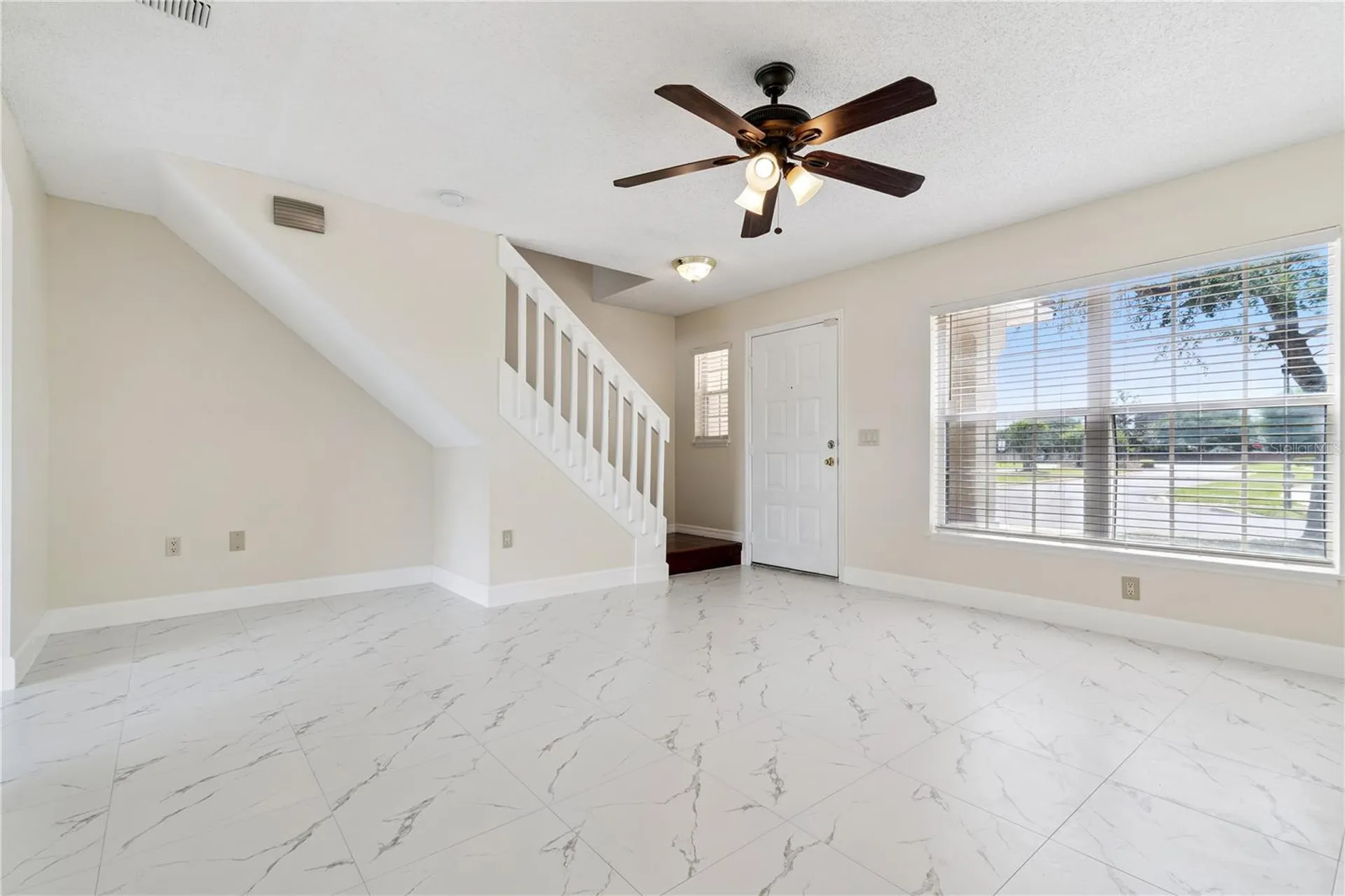 1582 Carey Glen Circle Orlando FL 32824