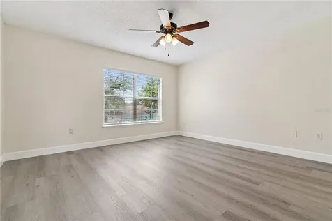 1582 Carey Glen Circle Orlando FL 32824
