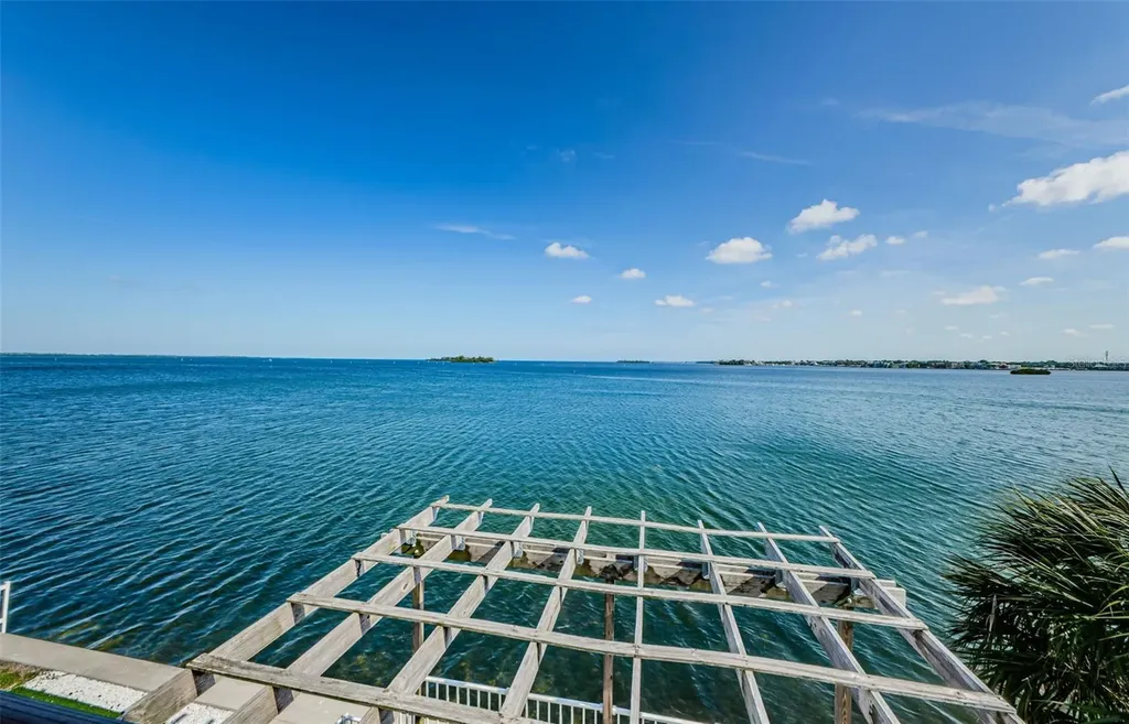 Dunedin FL 34698