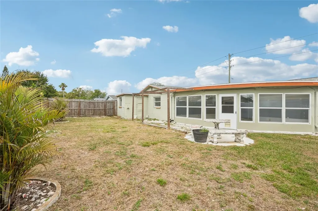 3548 Darlington Road Holiday FL 34691