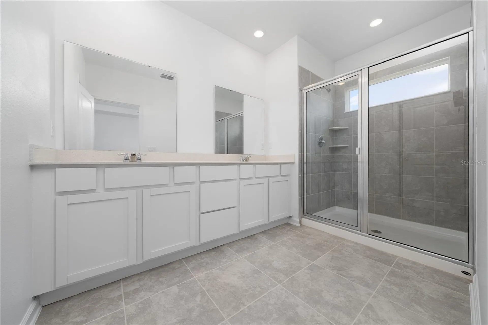 2587 Skyline Loop Kissimmee FL 34758