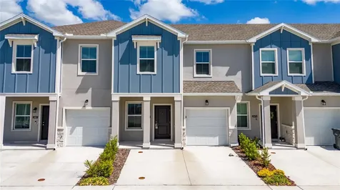 2587 Skyline Loop Kissimmee FL 34758