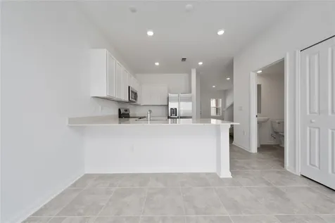 2587 Skyline Loop Kissimmee FL 34758