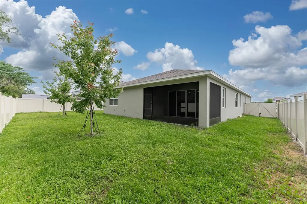 1434 Maddie Berry Lane Kissimmee FL 34744