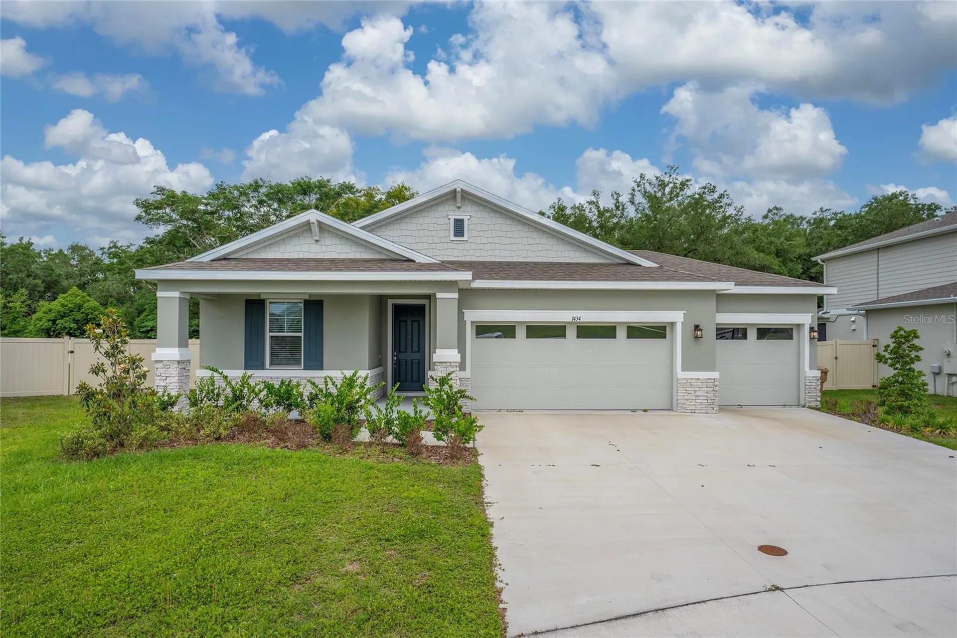 1434 Maddie Berry Lane Kissimmee FL 34744