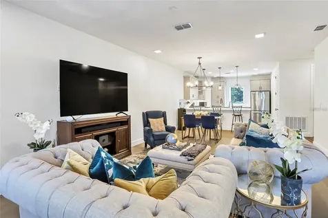 212 E Pineloch Avenue Orlando FL 32806