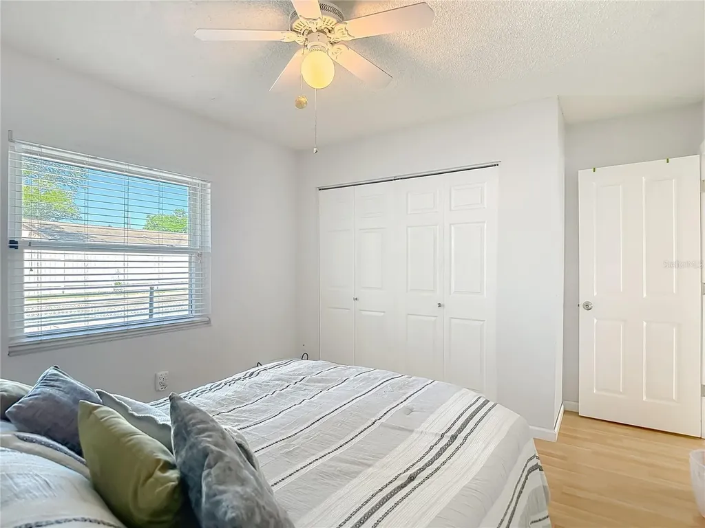 3729 Sand Pebble Drive Valrico FL 33596