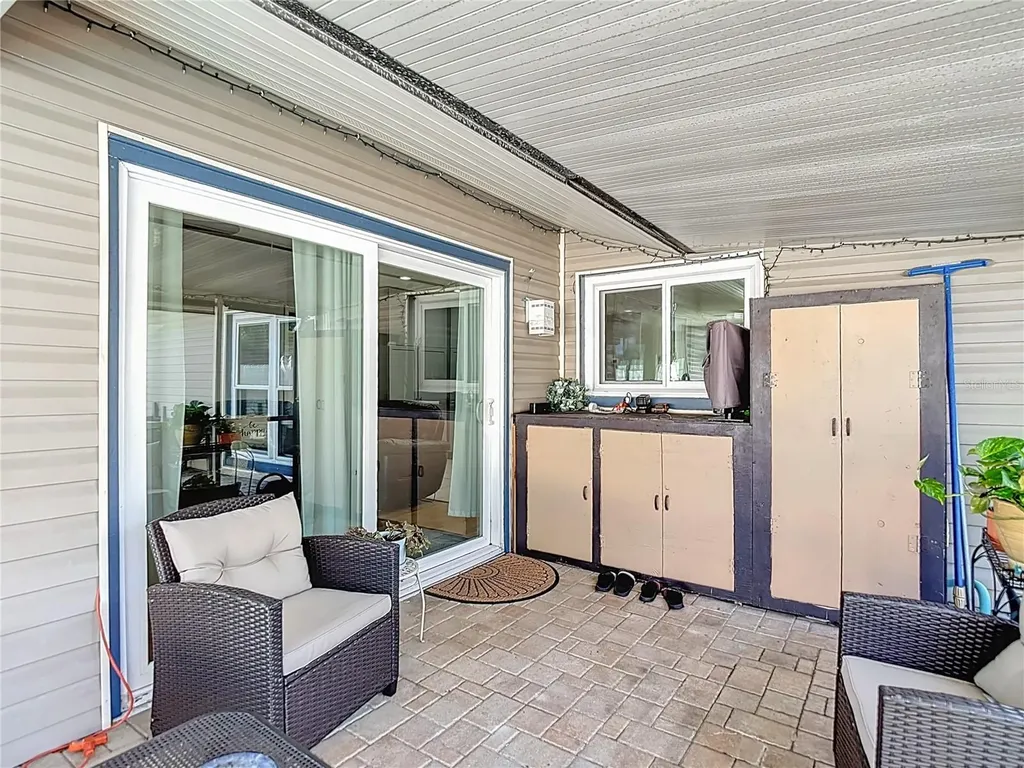 3729 Sand Pebble Drive Valrico FL 33596
