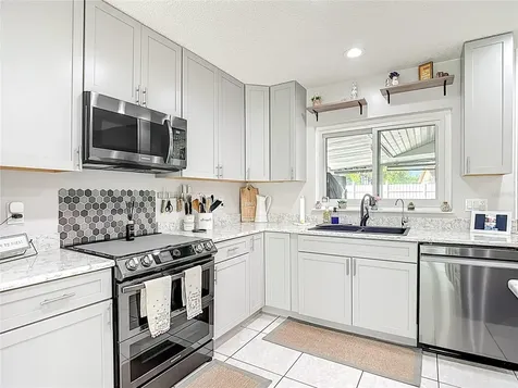 3729 Sand Pebble Drive Valrico FL 33596