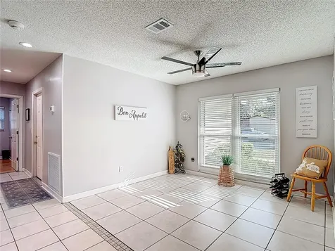 3729 Sand Pebble Drive Valrico FL 33596