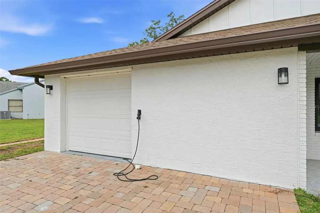 6747 Edgeworth Drive Orlando FL 32819
