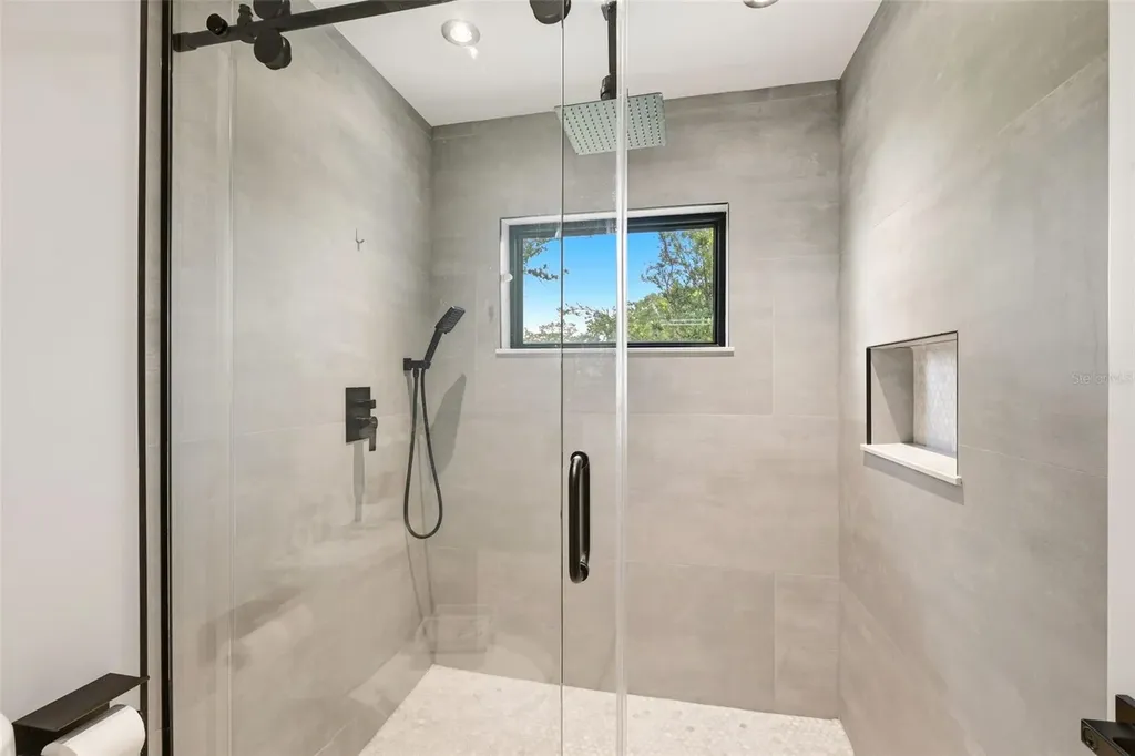 6747 Edgeworth Drive Orlando FL 32819
