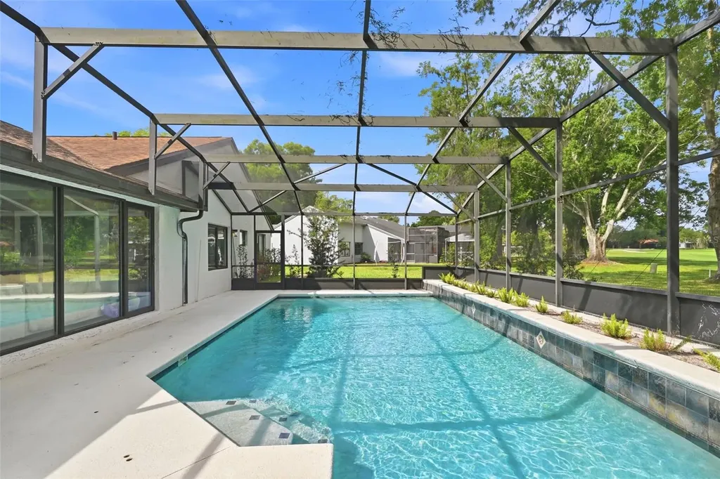 6747 Edgeworth Drive Orlando FL 32819