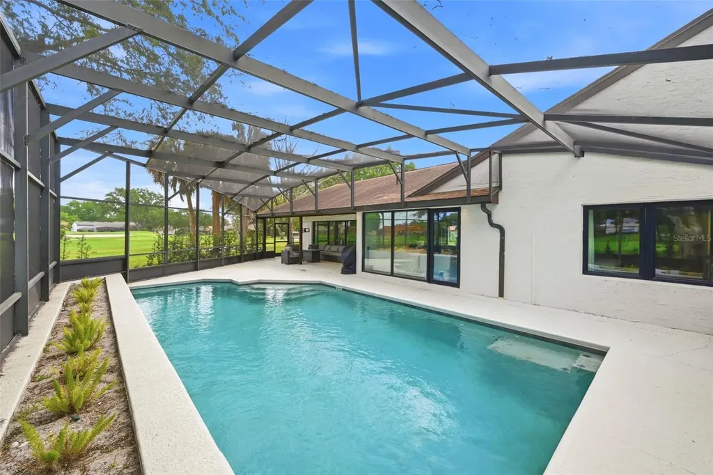 6747 Edgeworth Drive Orlando FL 32819