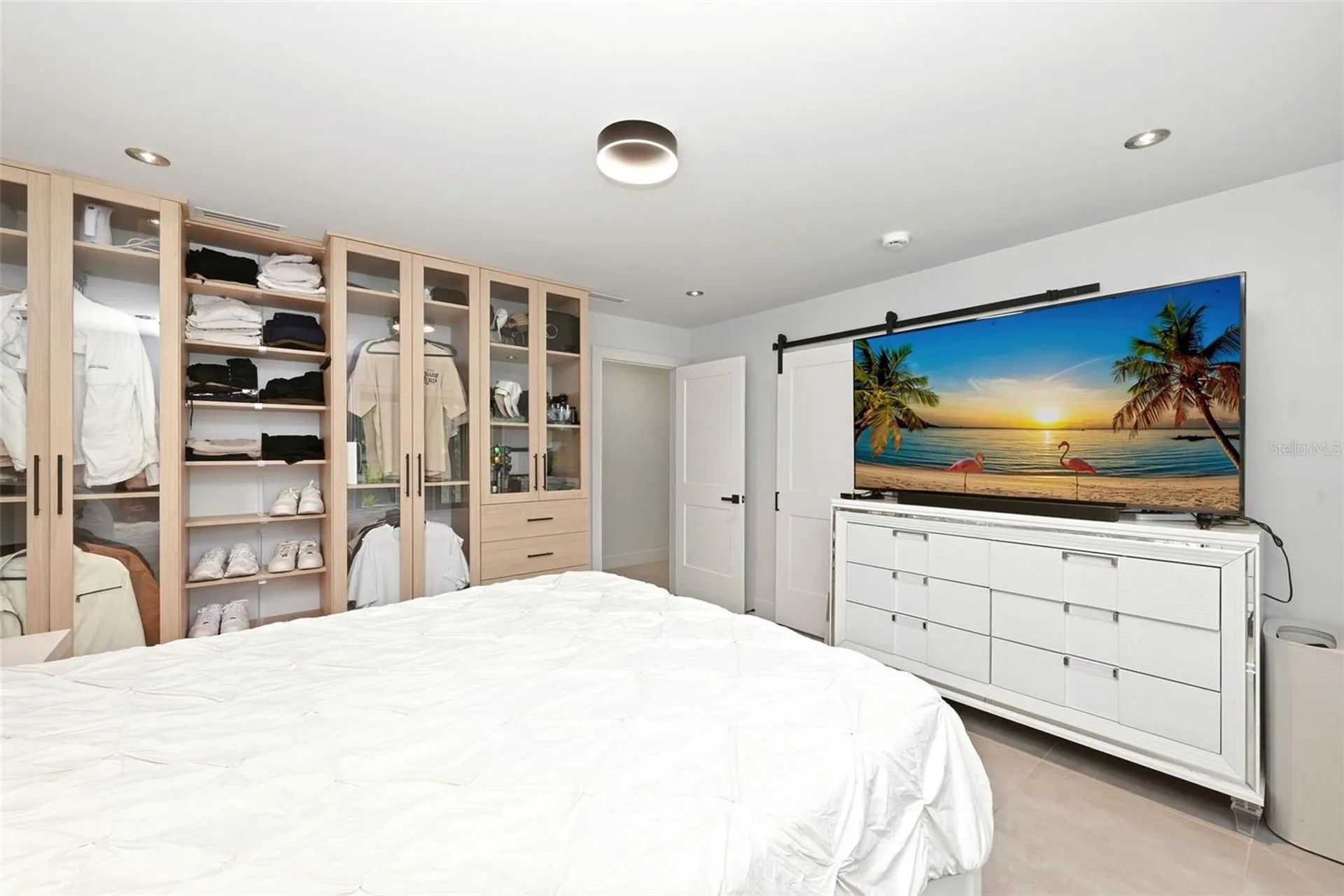 6747 Edgeworth Drive Orlando FL 32819