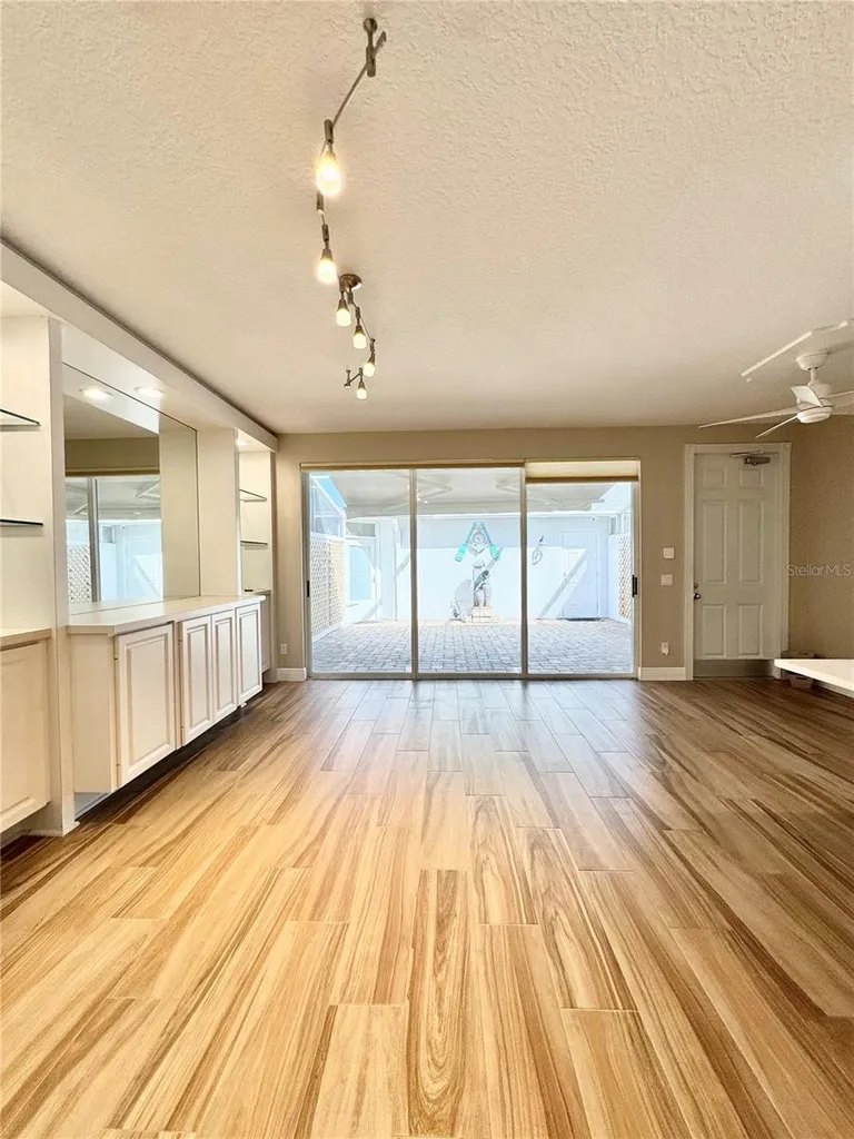 9317 Northlake Parkway Orlando FL 32827