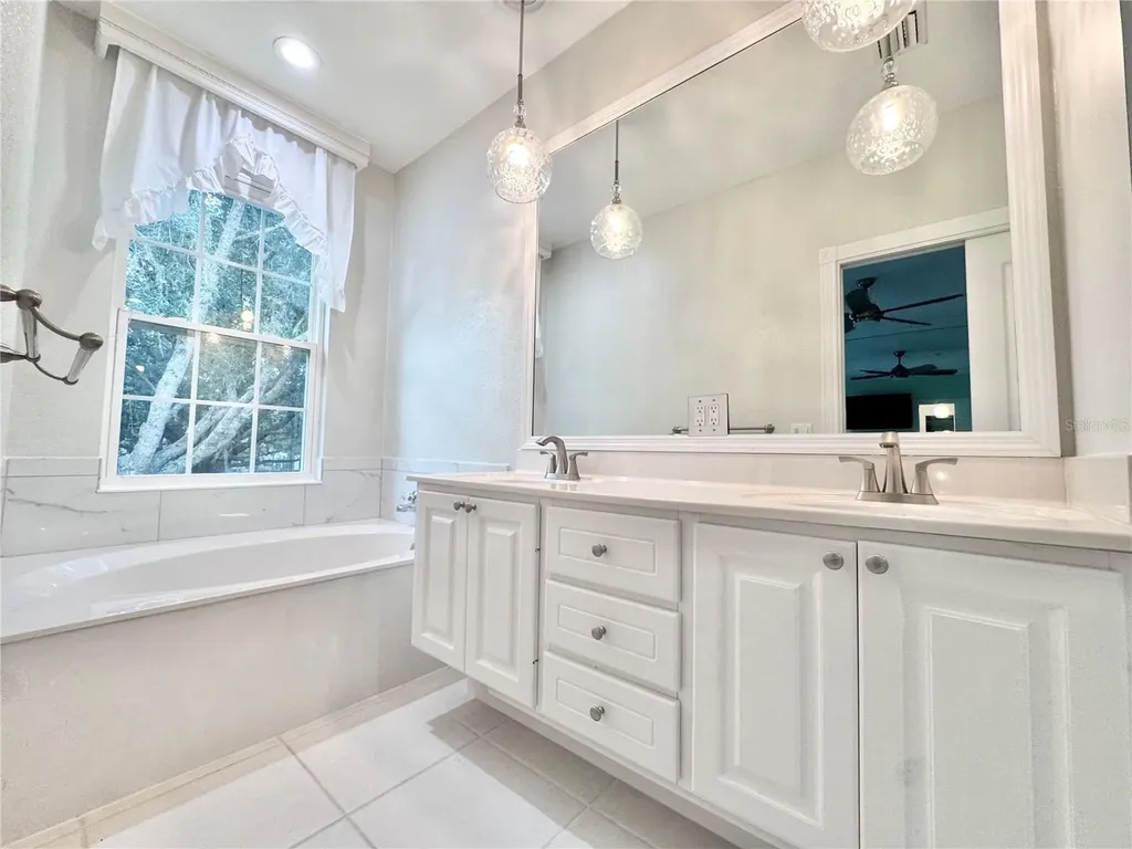 9317 Northlake Parkway Orlando FL 32827