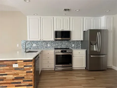 9317 Northlake Parkway Orlando FL 32827